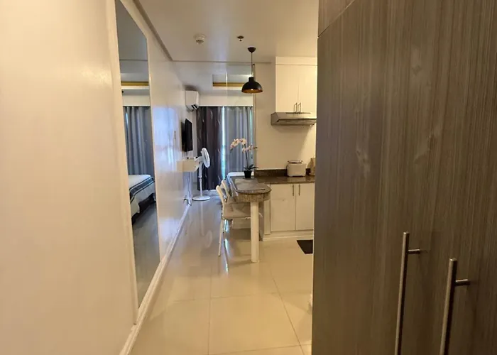 Affordable And Convenient In Birch Tower 아파트 마닐라